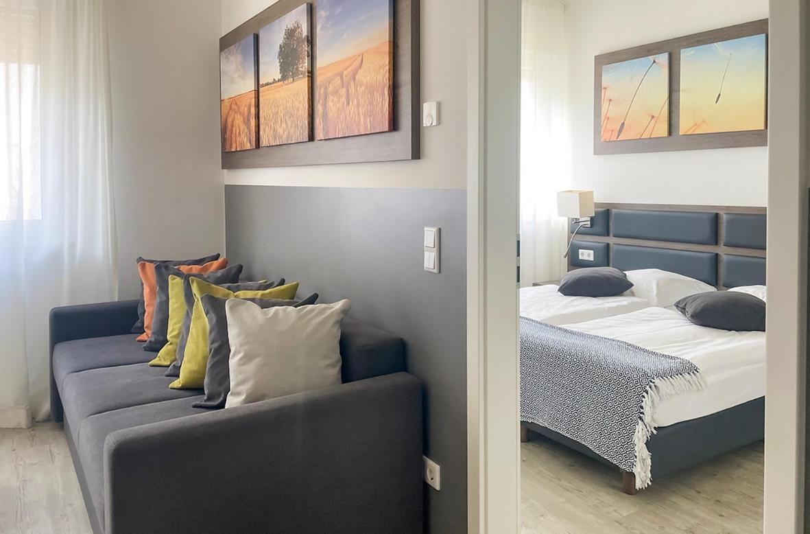 נוירופין Prima Inn Ferienwohnungen Seetor Residenz מראה חיצוני תמונה